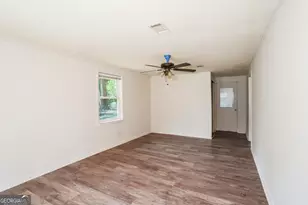 733 Sutton St, Jesup, GA 31545 - Photo 31