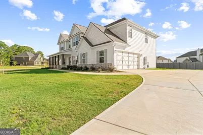 401 Bella Notte Circle, Warner Robins, GA 31088 - Photo 3