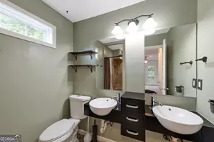 1079 Sims St SW, Atlanta, GA 30310 - Photo 11
