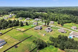 716 Genesee Pt, Newnan, GA 30263 - Photo 49