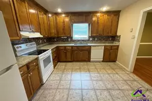 4204 Bridle Trail, Valdosta, GA 31605 - Photo 3