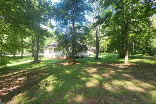 102 Douglas Ct, Eatonton, GA 31024 - Photo 5