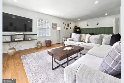 3665 Chavers Place, Stone Mountain, GA 30083 - Photo 5
