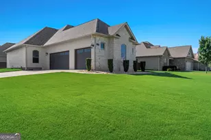 100 Georgia Dean St, Warner Robins, GA 31088 - Photo 3