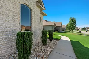 100 Georgia Dean St, Warner Robins, GA 31088 - Photo 5