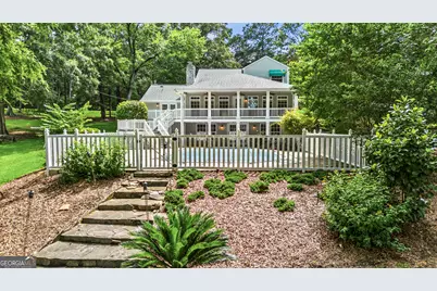 221 Commodore Dr NW, Milledgeville, GA 31061 - Photo 1