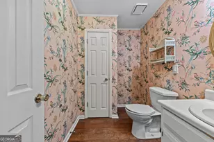 221 Commodore Dr NW, Milledgeville, GA 31061 - Photo 7