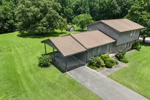 1915 Leigh Dr SW, Conyers, GA 30094 - Photo 3