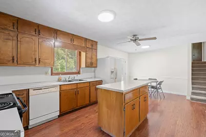 1915 Leigh Drive SW, Conyers, GA 30094 - Photo 13