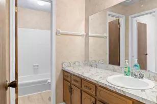1915 Leigh Dr SW, Conyers, GA 30094 - Photo 21
