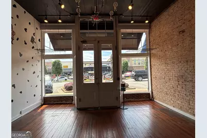 212 Main Street, Barnesville, GA 30204 - Photo 3