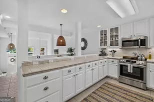 1533 Wood Ave, Saint Simons, GA 31522 - Photo 11