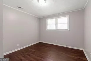 6414 E Shadow Rock Dr, Lithonia, GA 30058 - Photo 7