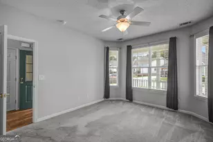 17 Hampshire Ln, Newnan, GA 30265 - Photo 11