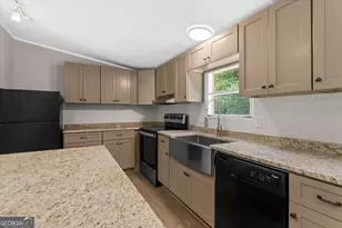 337 Valley View Dr, Byron, GA 31008 - Photo 21