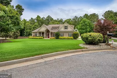 254 Magnolia Place Drive, Senoia, GA 30276 - Photo 5