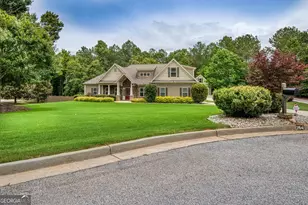 254 Magnolia Pl Dr, Senoia, GA 30276 - Photo 5