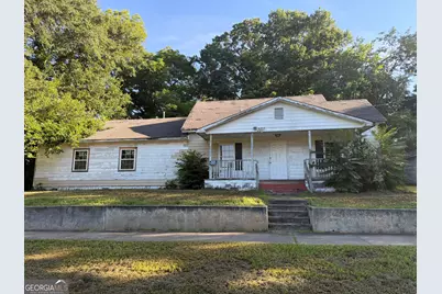 523 E Solomon Street, Griffin, GA 30223 - Photo 1