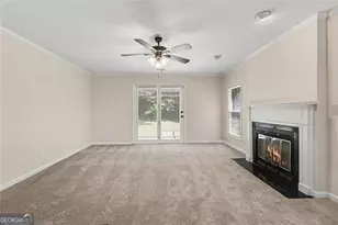 7101 Woodridge Ln, Union City, GA 30291 - Photo 3