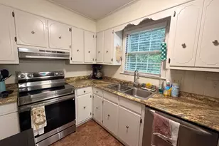 1010 Hickman Rd, Augusta, GA 30904 - Photo 9
