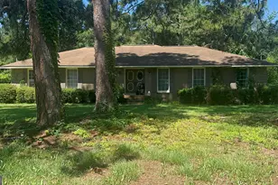 615 Forrest Dr, Fort Valley, GA 31030 - Photo 1