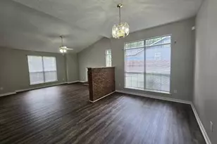 10375 Larrack Ct, Jonesboro, GA 30238 - Photo 7
