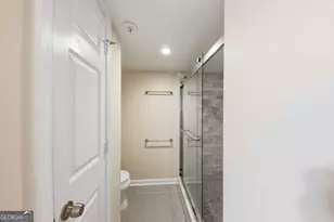 4252 River Green Dr NW, Atlanta, GA 30327 - Photo 19