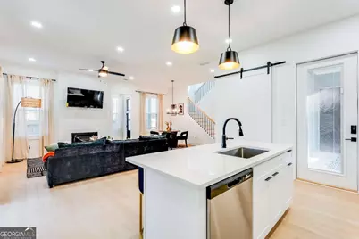 1239 Plaza Avenue SW, Atlanta, GA 30310 - Photo 3