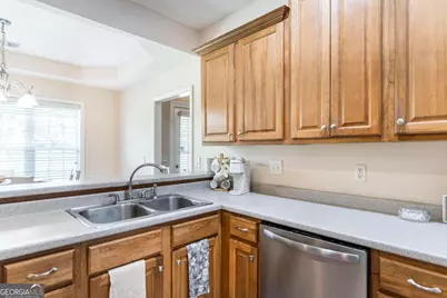 608 Twelve Oaks Drive, Warner Robins, GA 31088 - Photo 13