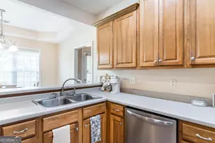 608 Twelve Oaks Dr, Warner Robins, GA 31088 - Photo 13