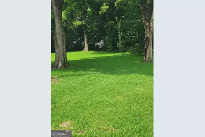 410 Zebulon Street, Barnesville, GA 30204 - Photo 9