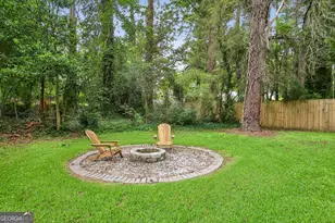 2106 Penrose Dr, East Point, GA 30344 - Photo 17