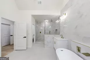 370 Harbour Shores Dr, Jackson, GA 30233 - Photo 33