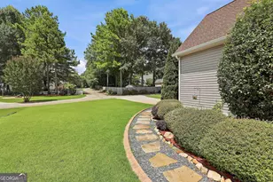 220 Portico Pl, Newnan, GA 30265 - Photo 33