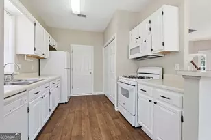 130 S Fairfield Dr, Peachtree City, GA 30269 - Photo 13