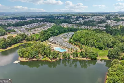 152 Clear Lake Parkway, Hoschton, GA 30548 - Photo 5
