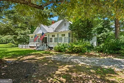107 Sixth Avenue, Mansfield, GA 30055 - Photo 3