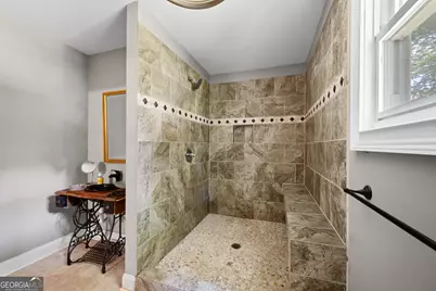 107 Sixth Avenue, Mansfield, GA 30055 - Photo 17