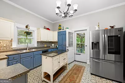 107 Sixth Avenue, Mansfield, GA 30055 - Photo 23