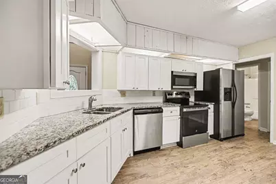 1533 Hillhaven Drive, Marietta, GA 30062 - Photo 3