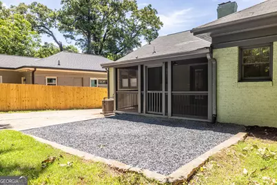 1615 Stokes Avenue SW, Atlanta, GA 30310 - Photo 83