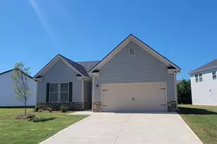 111 Breakwater Wy, Perry, GA 31069 - Photo 1