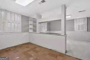 6885 Heathfield Dr, Atlanta, GA 30328 - Photo 31
