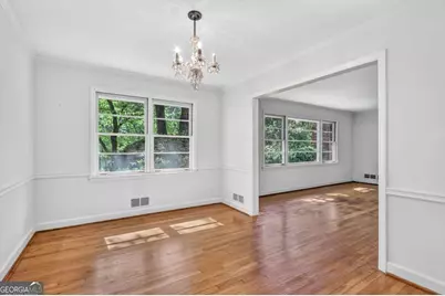 6885 Heathfield Drive, Atlanta, GA 30328 - Photo 9