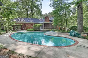 6885 Heathfield Dr, Atlanta, GA 30328 - Photo 39