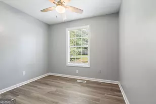 1209 N Hampton Dr, Hampton, GA 30228 - Photo 17