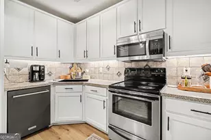 80 Bay Dr, Newnan, GA 30263 - Photo 9