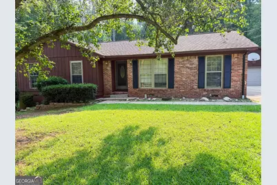 123 Hazel Way, Lagrange, GA 30241 - Photo 1