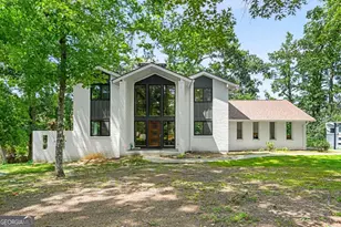 1113 Honeysuckle Dr, Canton, GA 30114 - Photo 3