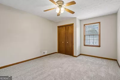 5540 Princeton Oaks Drive, Sugar Hill, GA 30518 - Photo 19